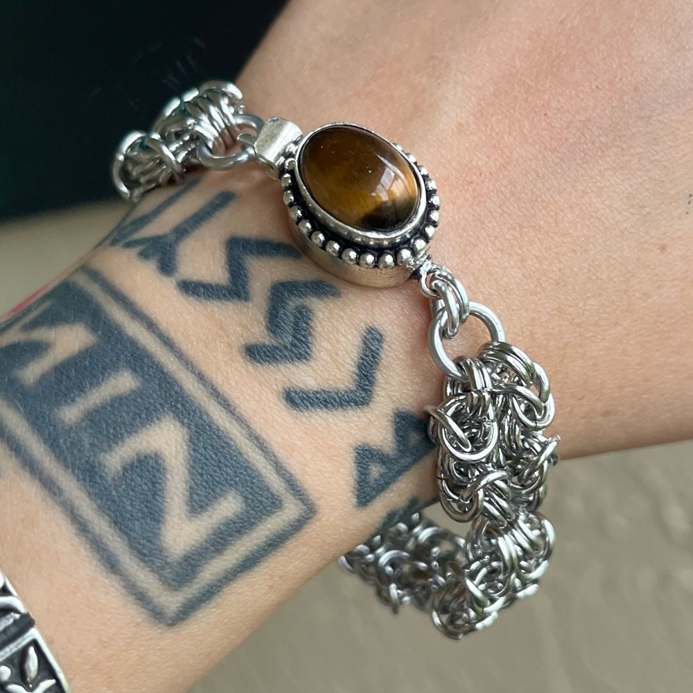 Maille stainless steel tiger eye bracelet . Handmade chain link - Picture 9 of 16